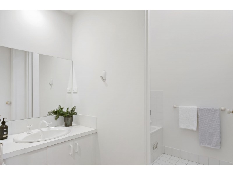 41 Carter Crescent, Calwell ACT 2905