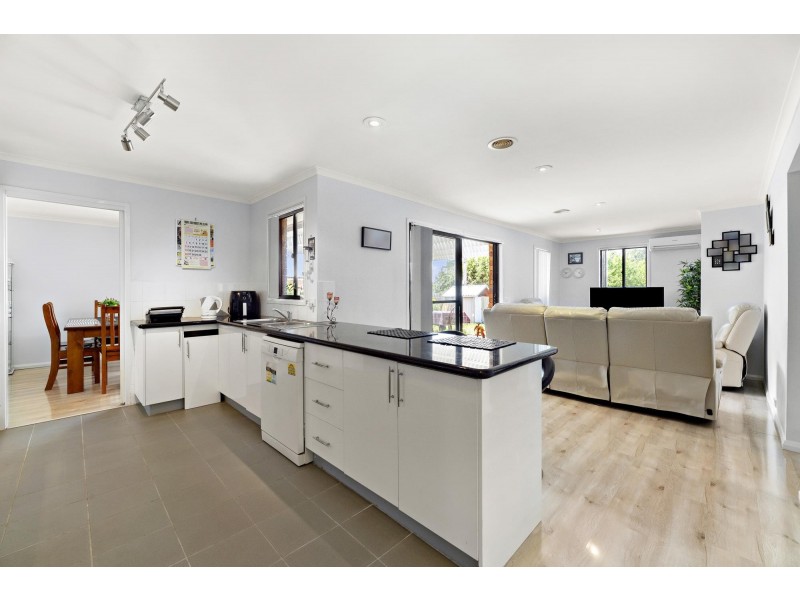 36 Moonbi Crescent, Isabella Plains ACT 2905