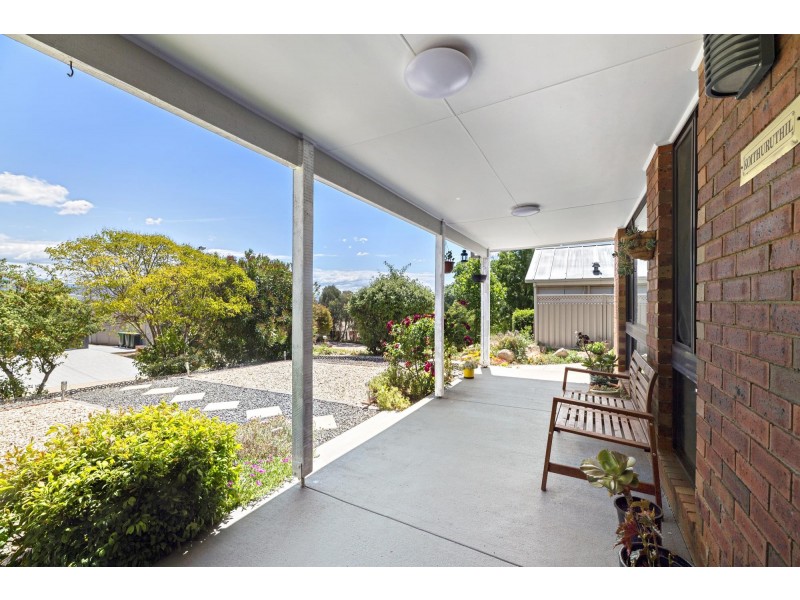 36 Moonbi Crescent, Isabella Plains ACT 2905