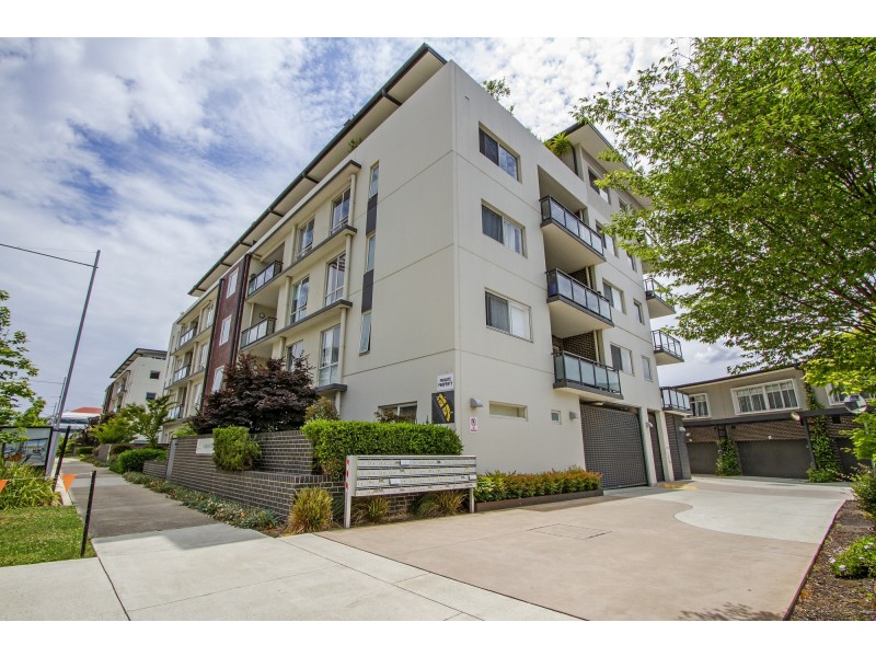 80/1 Limburg Way, Greenway ACT 2900
