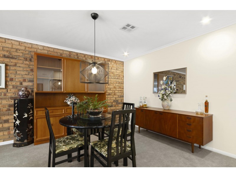 27 Mortimer Lewis Drive, Greenway ACT 2900