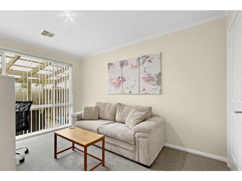 27 Mortimer Lewis Drive, Greenway ACT 2900