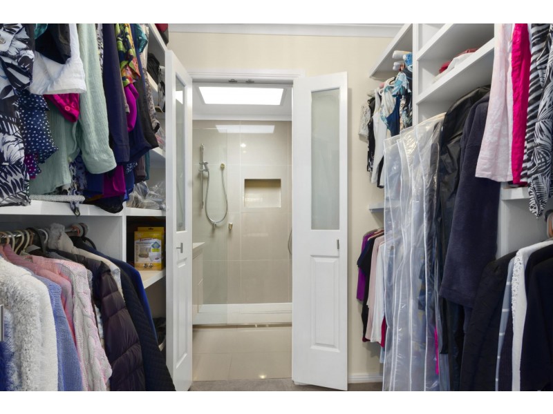 27 Mortimer Lewis Drive, Greenway ACT 2900