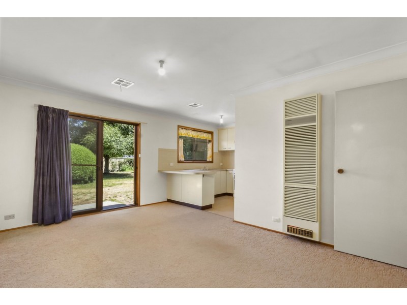 12 Stubbs Crescent, Theodore ACT 2905