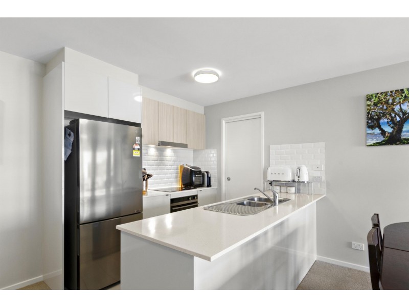 150/8 Limburg Way, Greenway ACT 2900