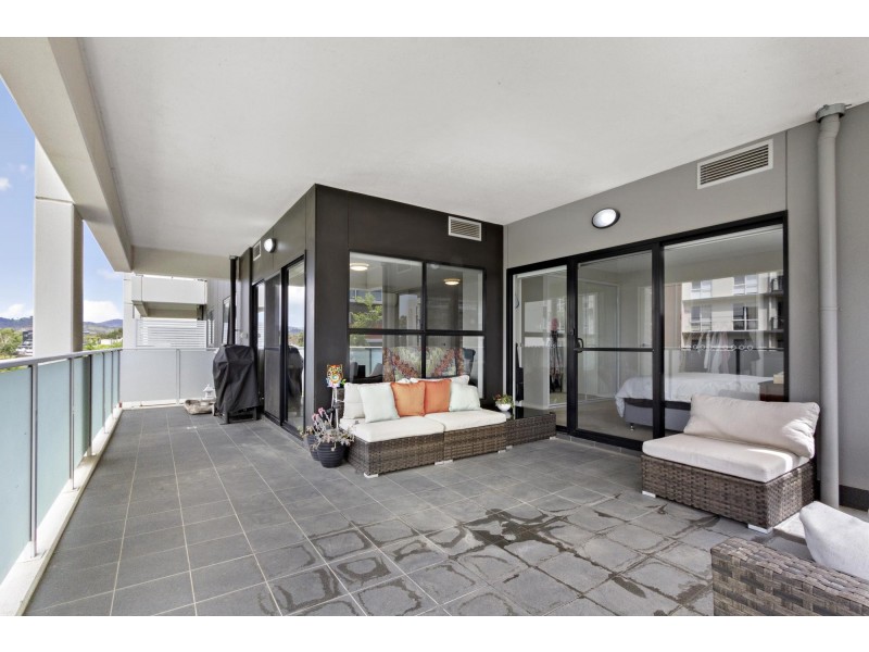 150/8 Limburg Way, Greenway ACT 2900