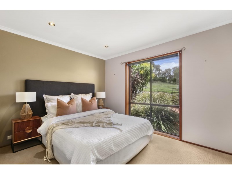 13 Hadleigh Circuit, Isabella Plains ACT 2905