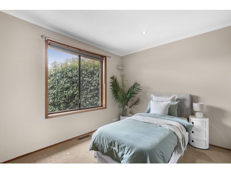 13 Hadleigh Circuit, Isabella Plains ACT 2905