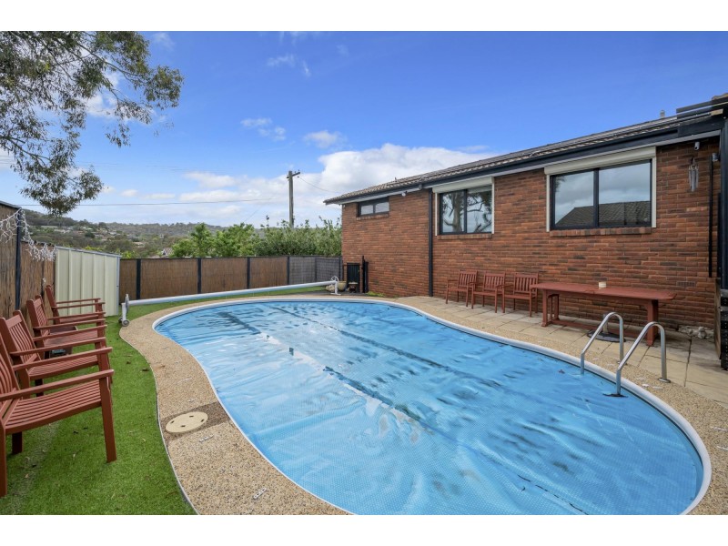 9 Wray Place, Gowrie ACT 2904