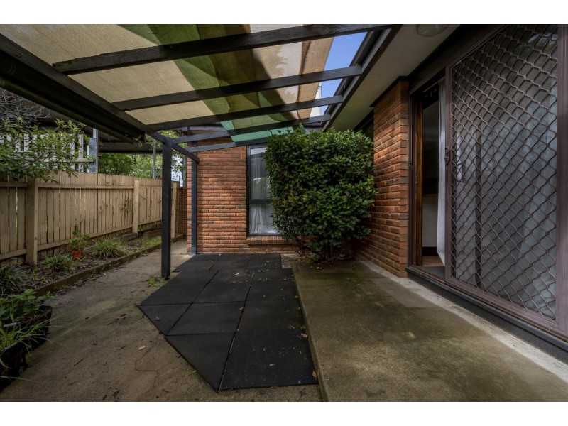 9 Wray Place, Gowrie ACT 2904