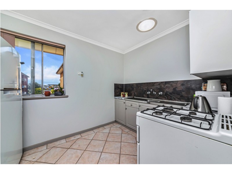 4/2 Velacia Place, Queanbeyan NSW 2620