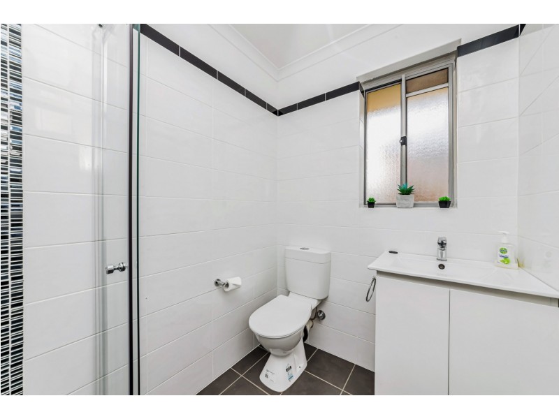 4/2 Velacia Place, Queanbeyan NSW 2620