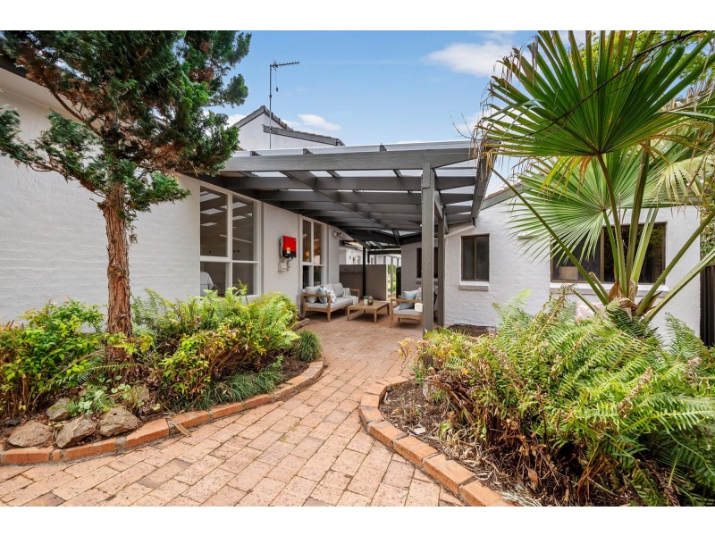 69 Merriman Crescent, Macarthur ACT 2904