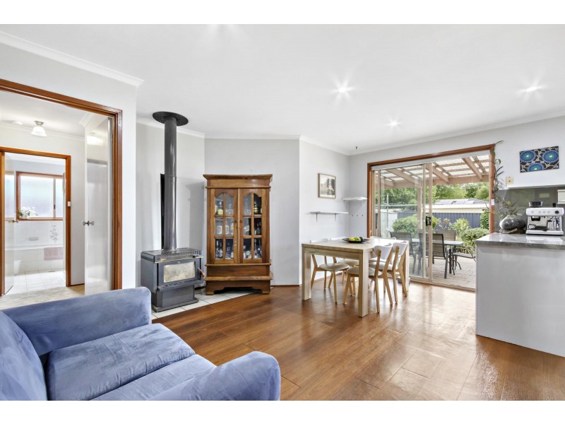 27 Stubbs Crescent, Theodore ACT 2905