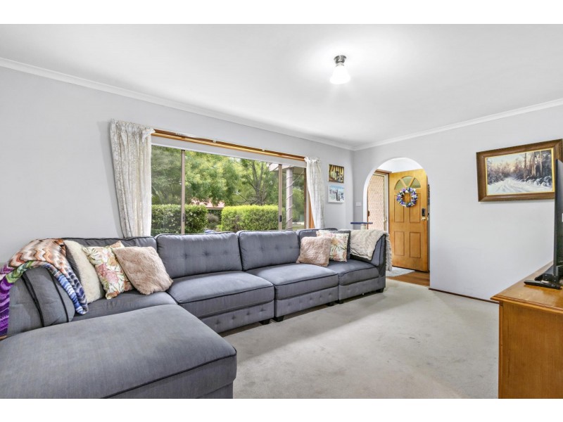 27 Stubbs Crescent, Theodore ACT 2905