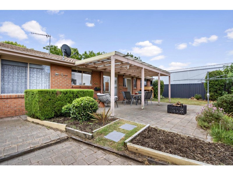 27 Stubbs Crescent, Theodore ACT 2905