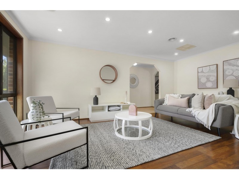 14 Balsillie Crescent, Monash ACT 2904