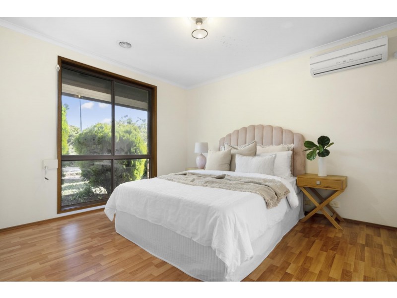 14 Balsillie Crescent, Monash ACT 2904