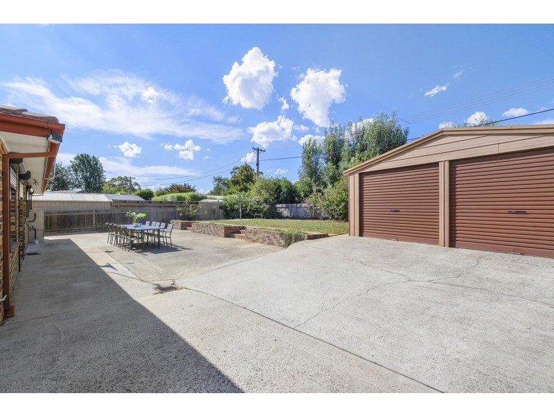 14 Balsillie Crescent, Monash ACT 2904