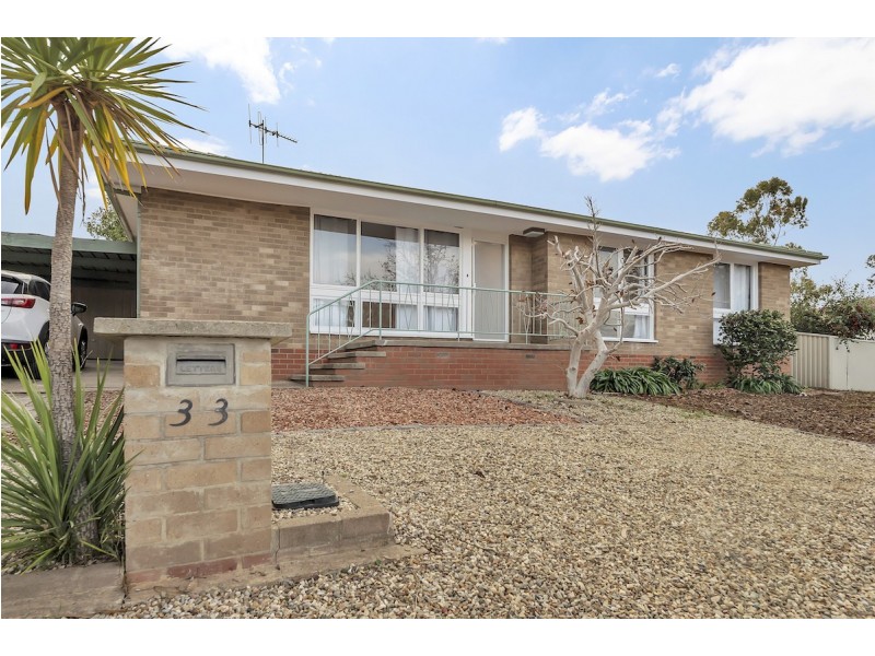 33A Bateman Street, Kambah ACT 2902