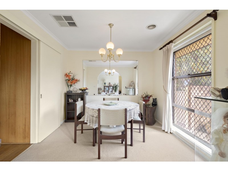 4 Rapke Place, Chisholm ACT 2905