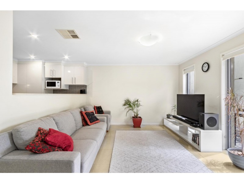 25/20 Helpmann Street, Bonython ACT 2905