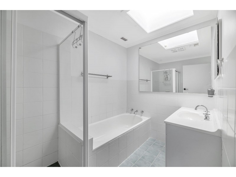 6 Langley Place, Kambah ACT 2902