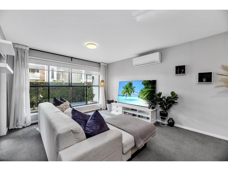 143/8 Limburg Way, Greenway ACT 2900