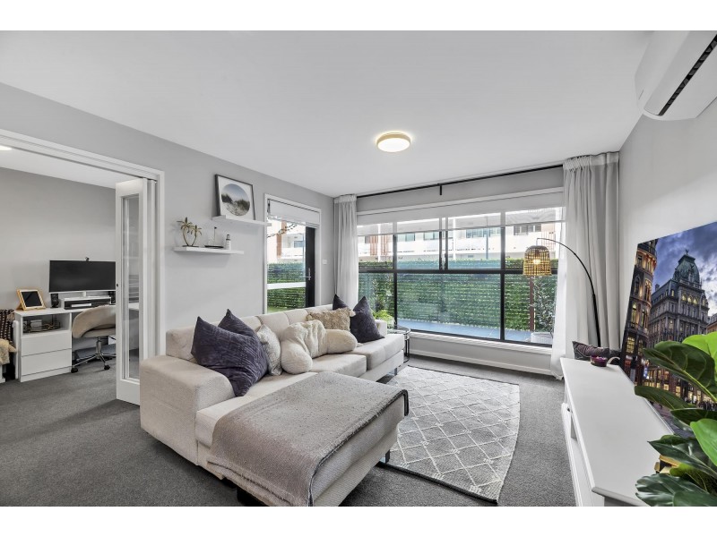 143/8 Limburg Way, Greenway ACT 2900