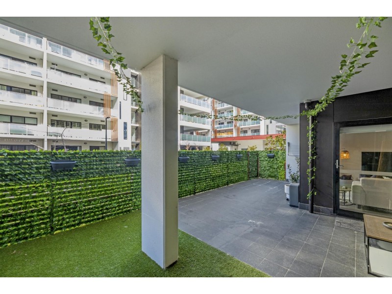 143/8 Limburg Way, Greenway ACT 2900