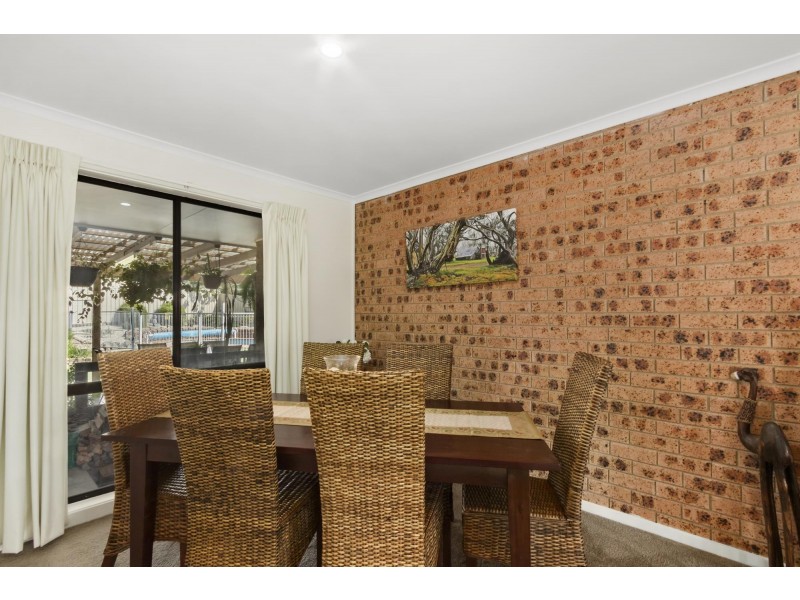 43 Hadleigh Circuit, Isabella Plains ACT 2905