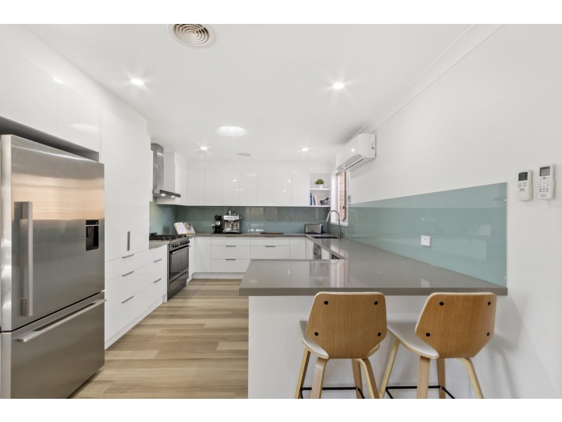 9 Leahy Place, Gordon ACT 2906