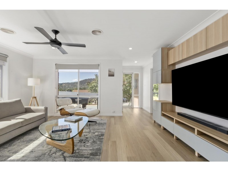 9 Leahy Place, Gordon ACT 2906