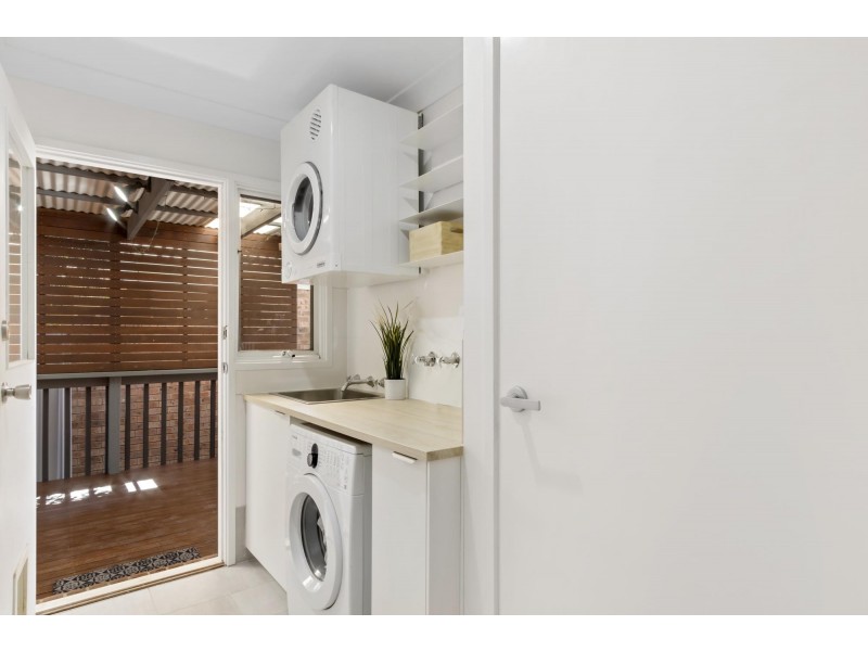 9 Leahy Place, Gordon ACT 2906