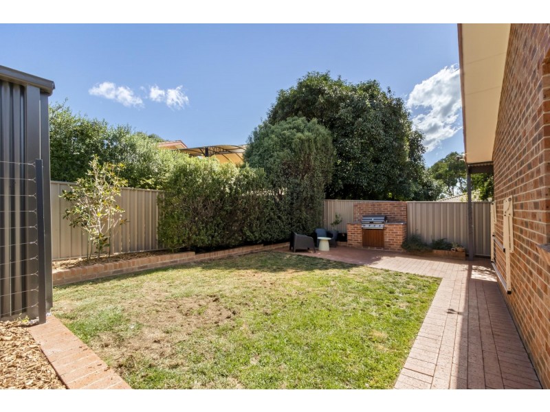 9 Leahy Place, Gordon ACT 2906