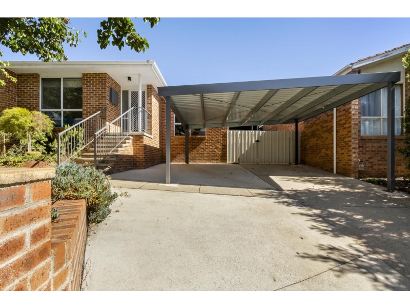 9 Leahy Place, Gordon ACT 2906