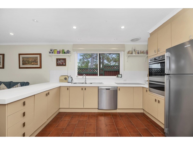 75 Jackie Howe Crescent, Macarthur ACT 2904
