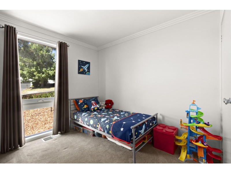 1 Faulkner Place, Chapman ACT 2611