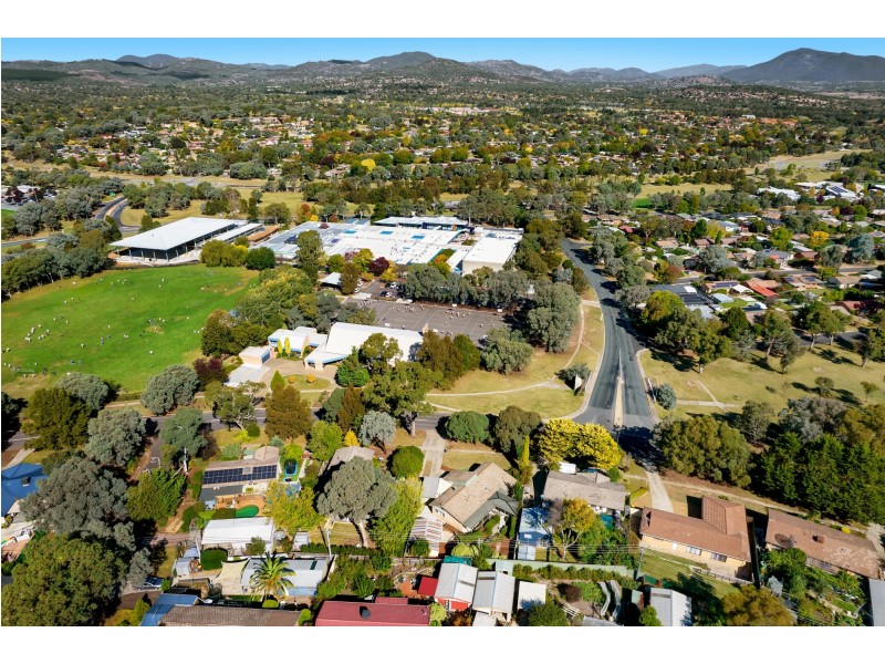 101 Sternberg Crescent, Wanniassa ACT 2903