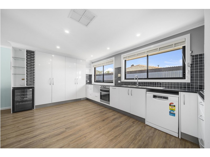 11 Gleeson Place, Kambah ACT 2902