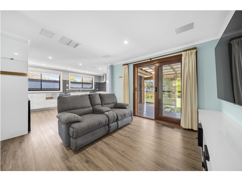 11 Gleeson Place, Kambah ACT 2902