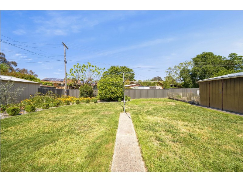 11 Gleeson Place, Kambah ACT 2902