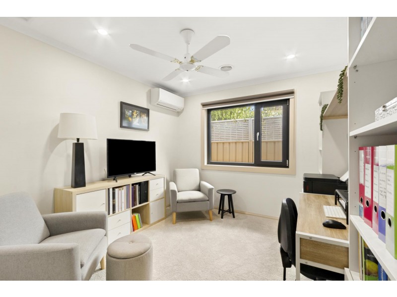 7 Weavers Crescent, Theodore ACT 2905