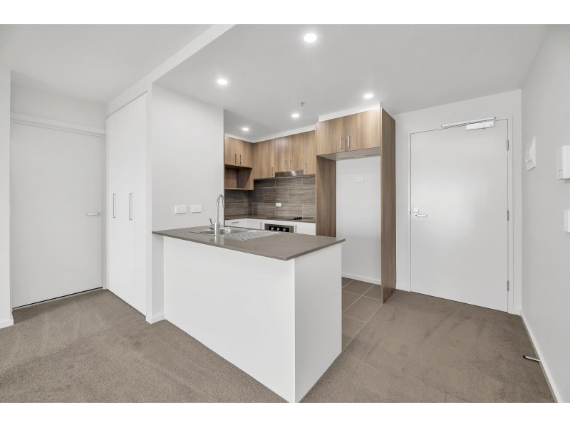 210/325 Anketell Street, Greenway ACT 2900
