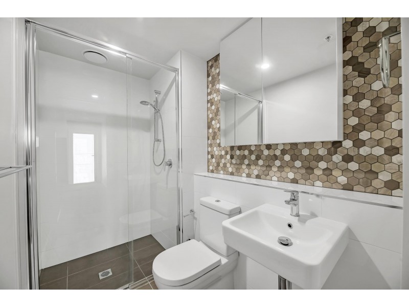 210/325 Anketell Street, Greenway ACT 2900
