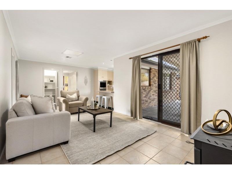 18 Luffman Crescent, Gilmore ACT 2905