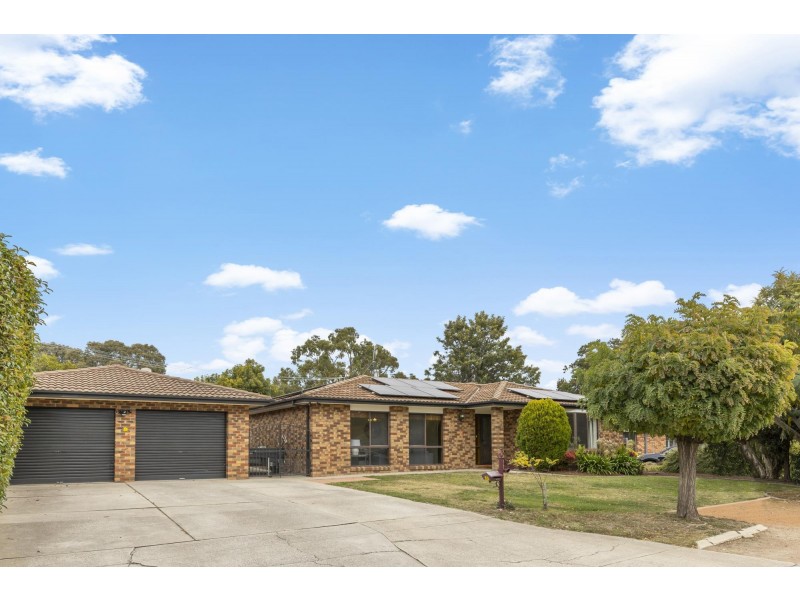 18 Luffman Crescent, Gilmore ACT 2905