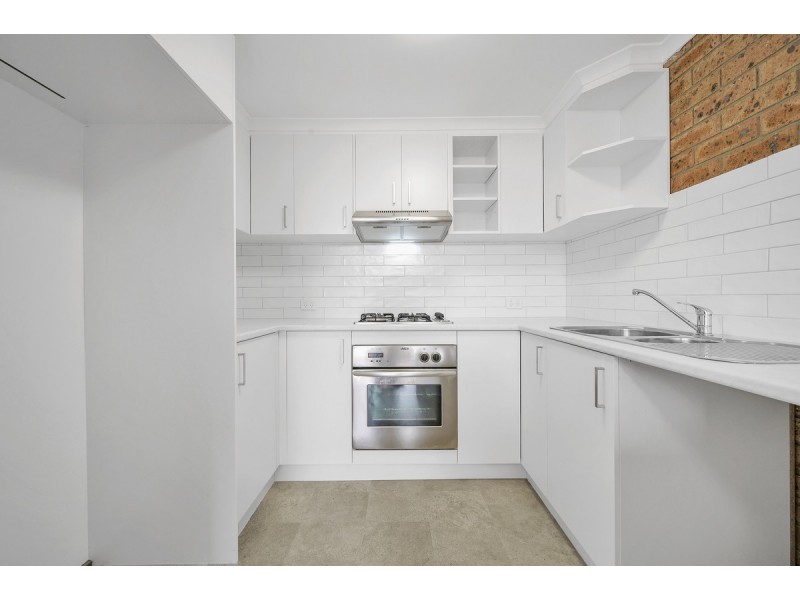 13/25 Wootton Crescent, Gordon ACT 2906