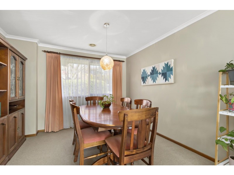 17 Vonwiller Crescent, Theodore ACT 2905