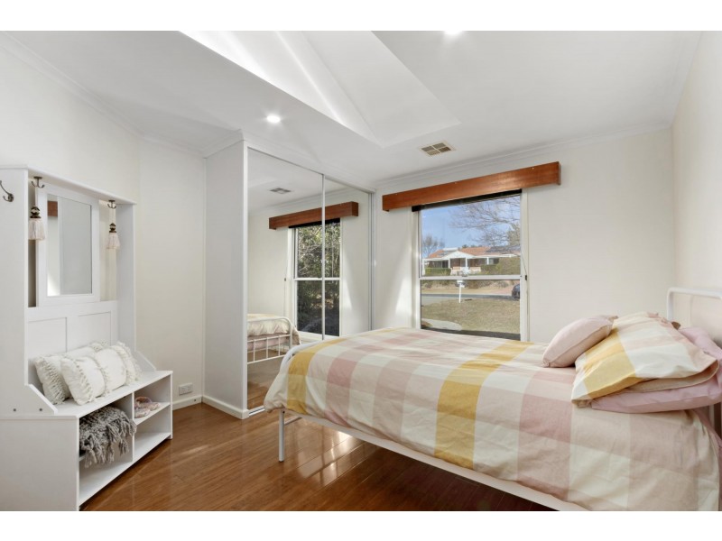 19 Hingston Close, Bonython ACT 2905